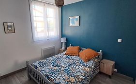 Maison pour 2 à 4 personnes avec jardin proche de la plage et des commerces ROYAN